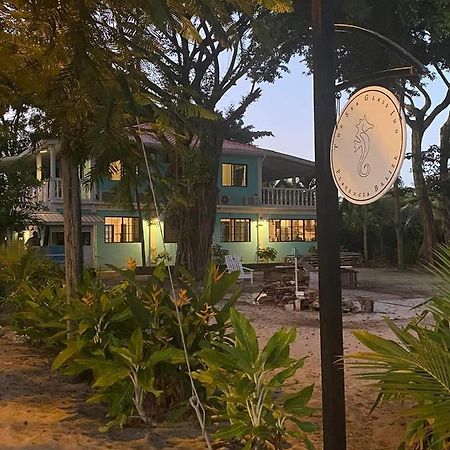 The Sea Glass Inn Placencia Bagian luar foto